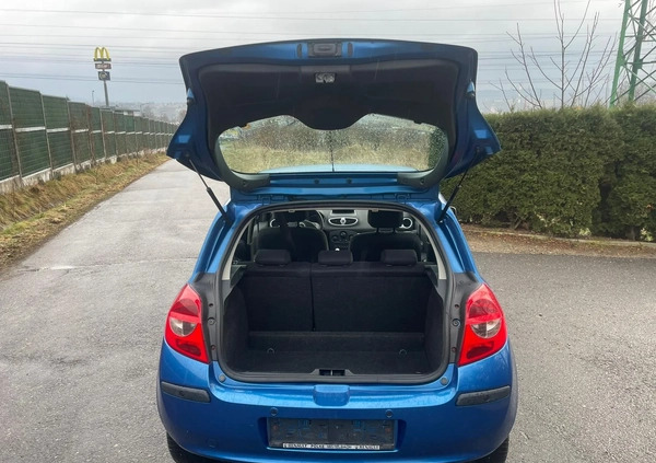 Renault Clio cena 6900 przebieg: 225000, rok produkcji 2006 z Brwinów małe 154